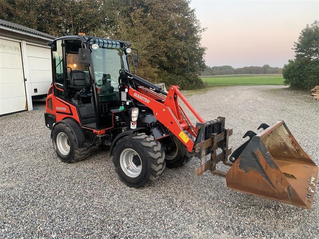 Kompaktlader du type Manitou MLA 3-35H, Gebrauchtmaschine en Nørager (Photo 4)