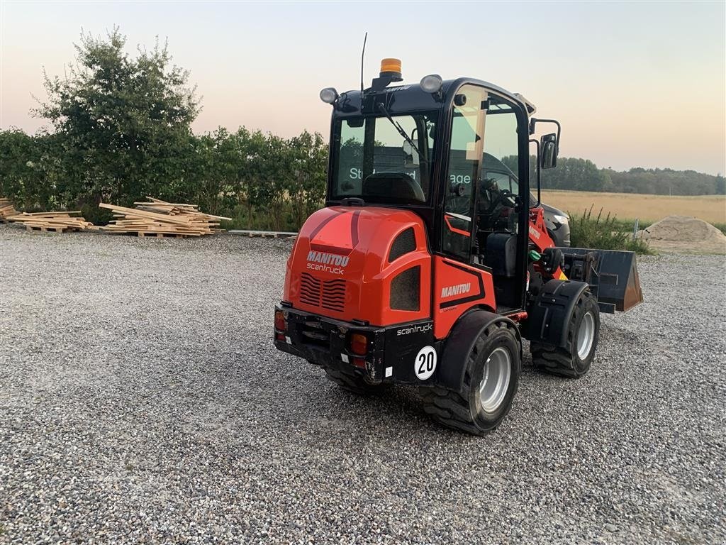 Kompaktlader du type Manitou MLA 3-35H, Gebrauchtmaschine en Nørager (Photo 6)