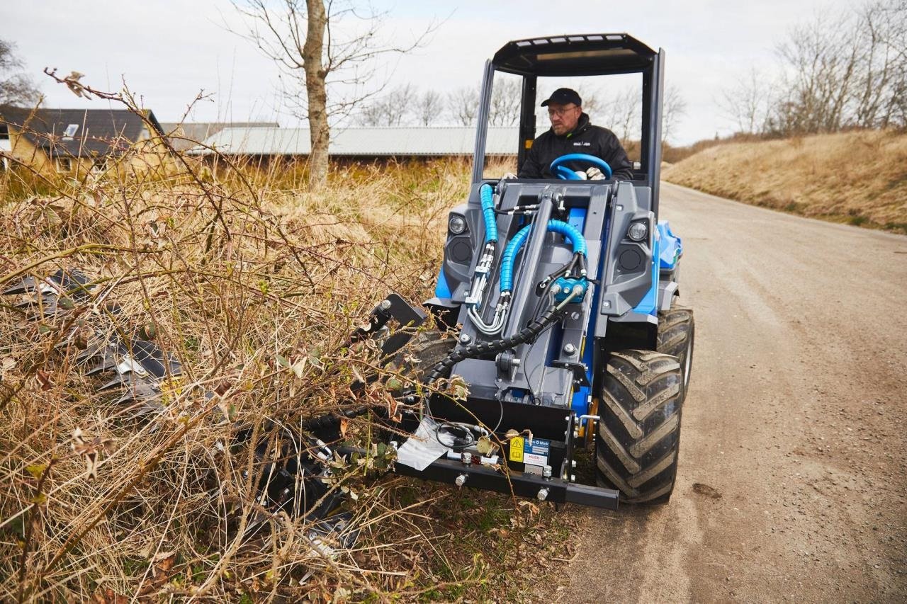 Kompaktlader typu Multione EZ8, Gebrauchtmaschine w Give (Zdjęcie 2)