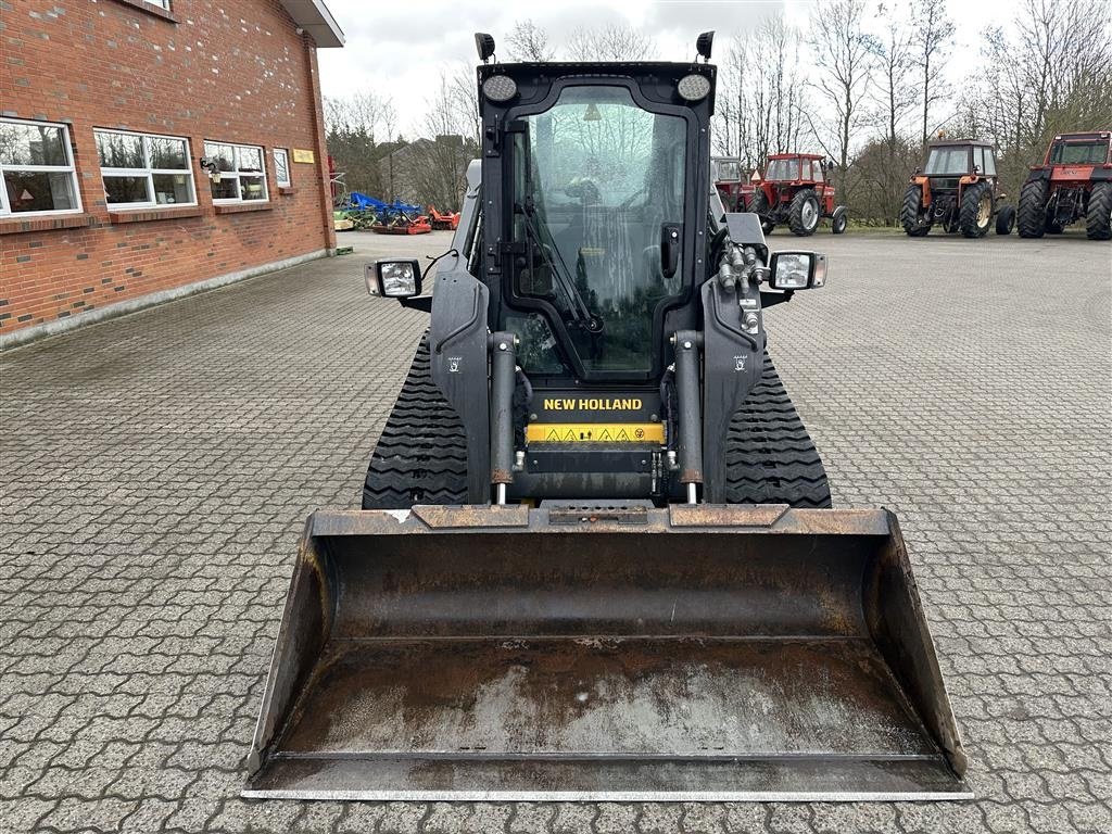 Kompaktlader van het type New Holland C238, Gebrauchtmaschine in Gjerlev J. (Foto 3)