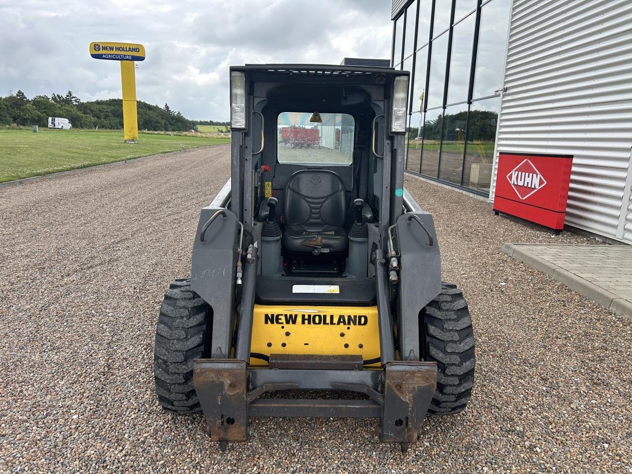 Kompaktlader tip New Holland L 160, Gebrauchtmaschine in Thisted (Poză 3)