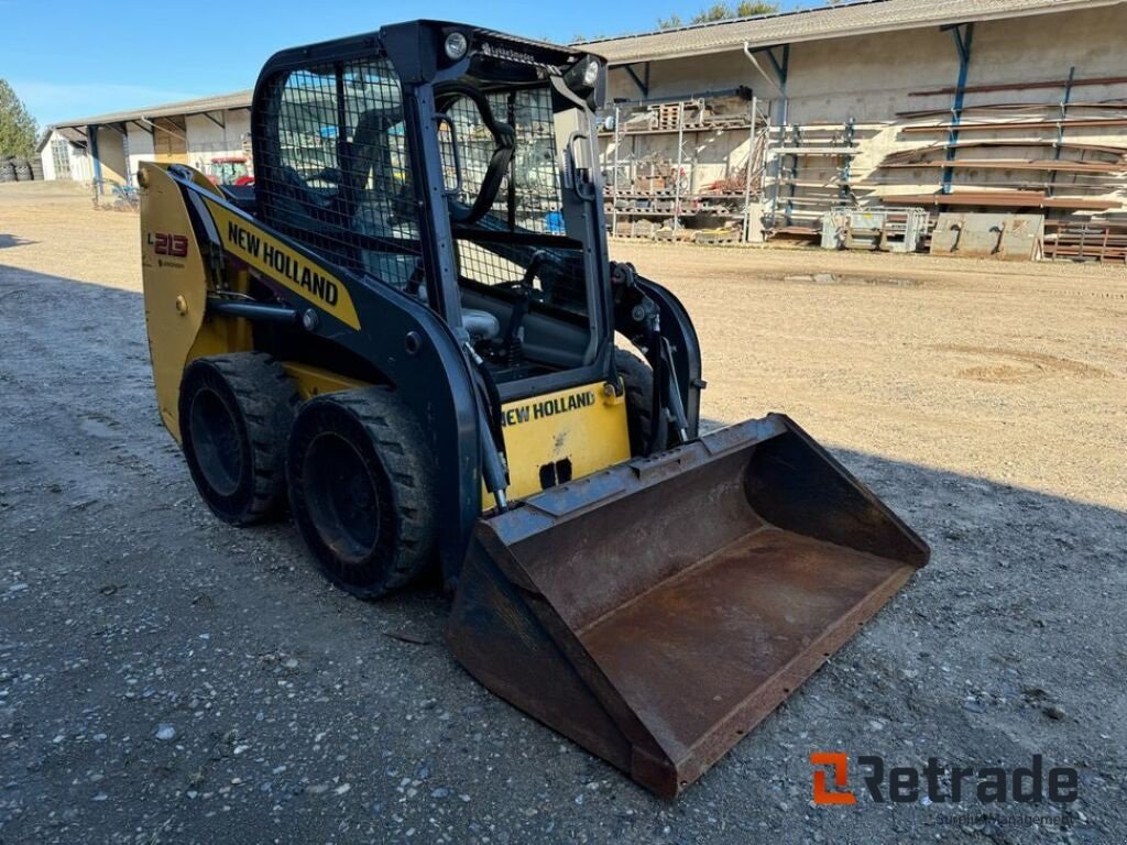 Kompaktlader van het type New Holland L213, Gebrauchtmaschine in Rødovre (Foto 3)