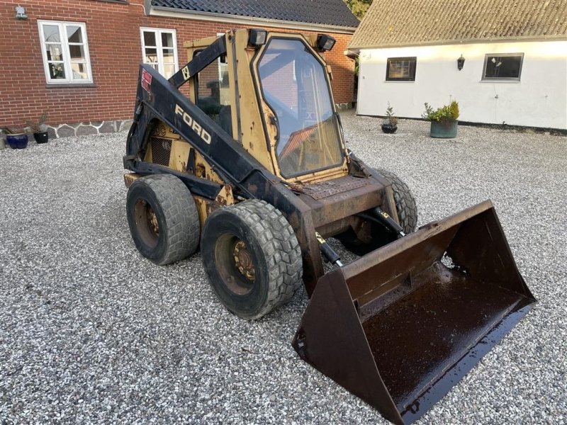 Kompaktlader van het type New Holland L785, Gebrauchtmaschine in Hårlev