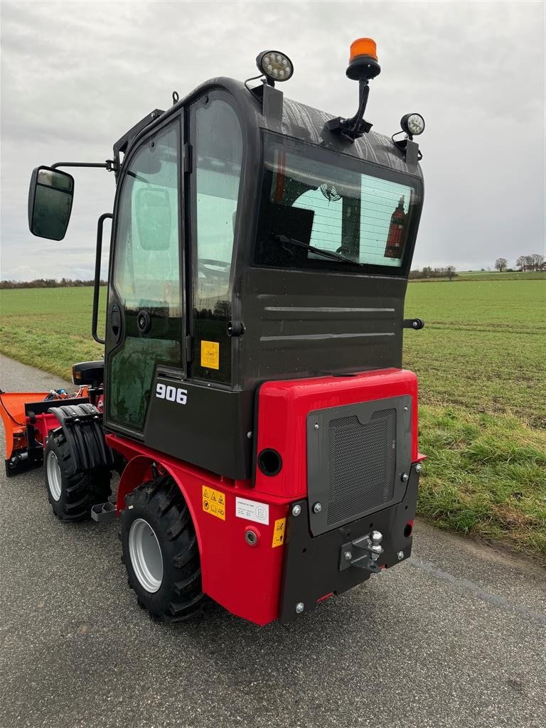 Kompaktlader del tipo Platz-Max 906 Med lukket kabine og V-plov, Gebrauchtmaschine In Holbæk (Immagine 4)