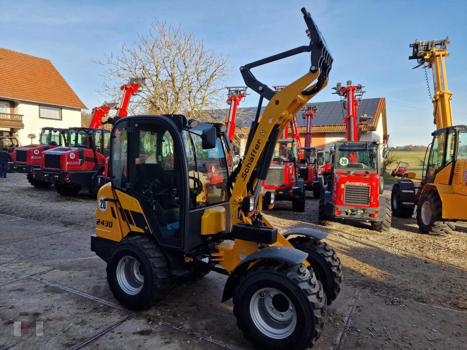 Kompaktlader van het type Schäffer 2430, Neumaschine in Gerolsbach (Foto 5)