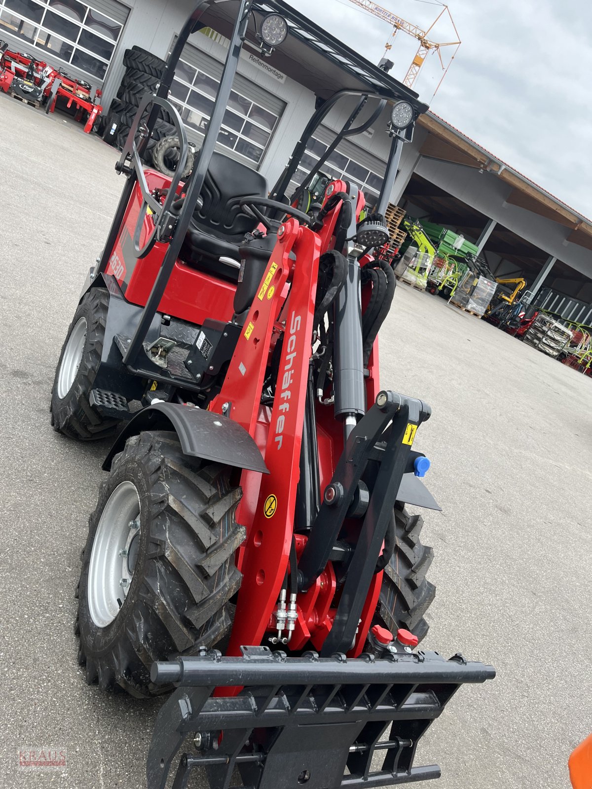 Kompaktlader van het type Schäffer 2630, Neumaschine in Geiersthal (Foto 4)