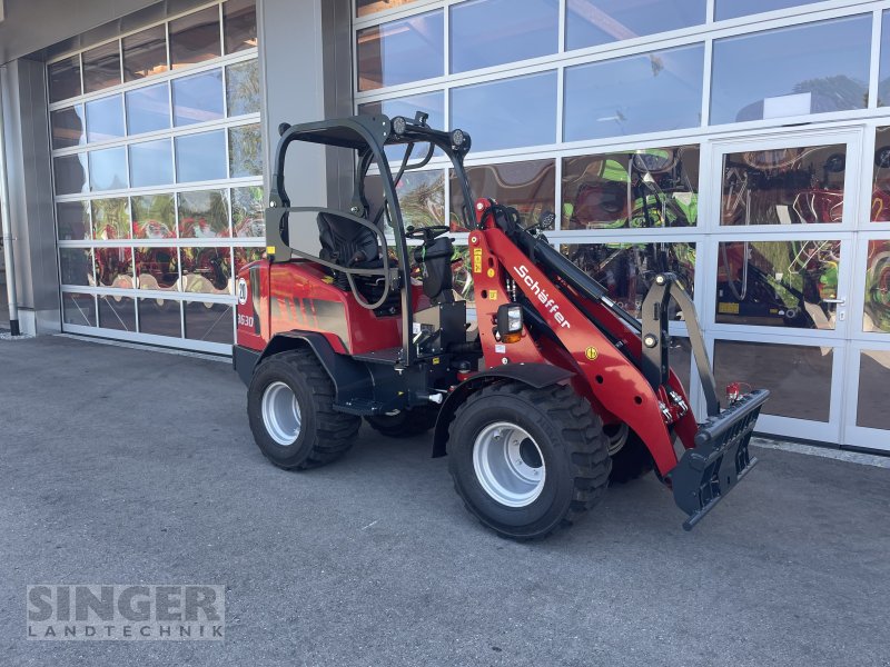 Kompaktlader del tipo Schäffer 3630, Neumaschine en Ebenhofen