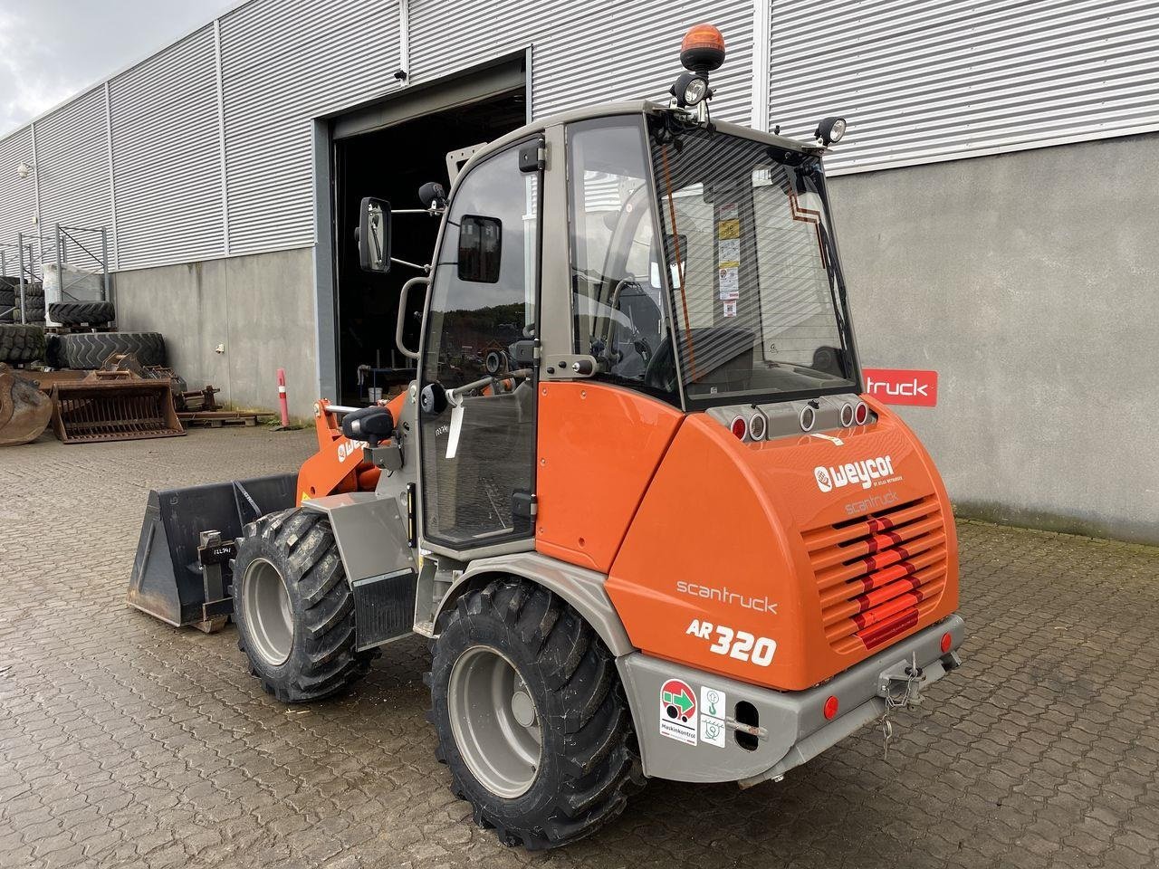 Kompaktlader des Typs Sonstige AR320 Cab, Gebrauchtmaschine in Skive (Bild 2)