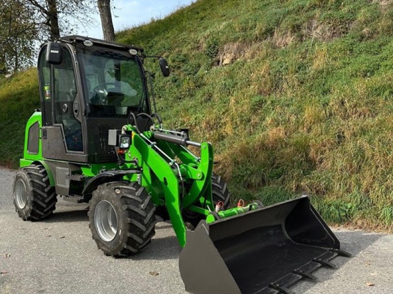 Kompaktlader van het type Sonstige BF 2.5-23(Nennlast - 800 kg, Schaufelkapazität – 0,3-0,4 m3, Diesel), Neumaschine in Langnau b. Reiden (Foto 1)