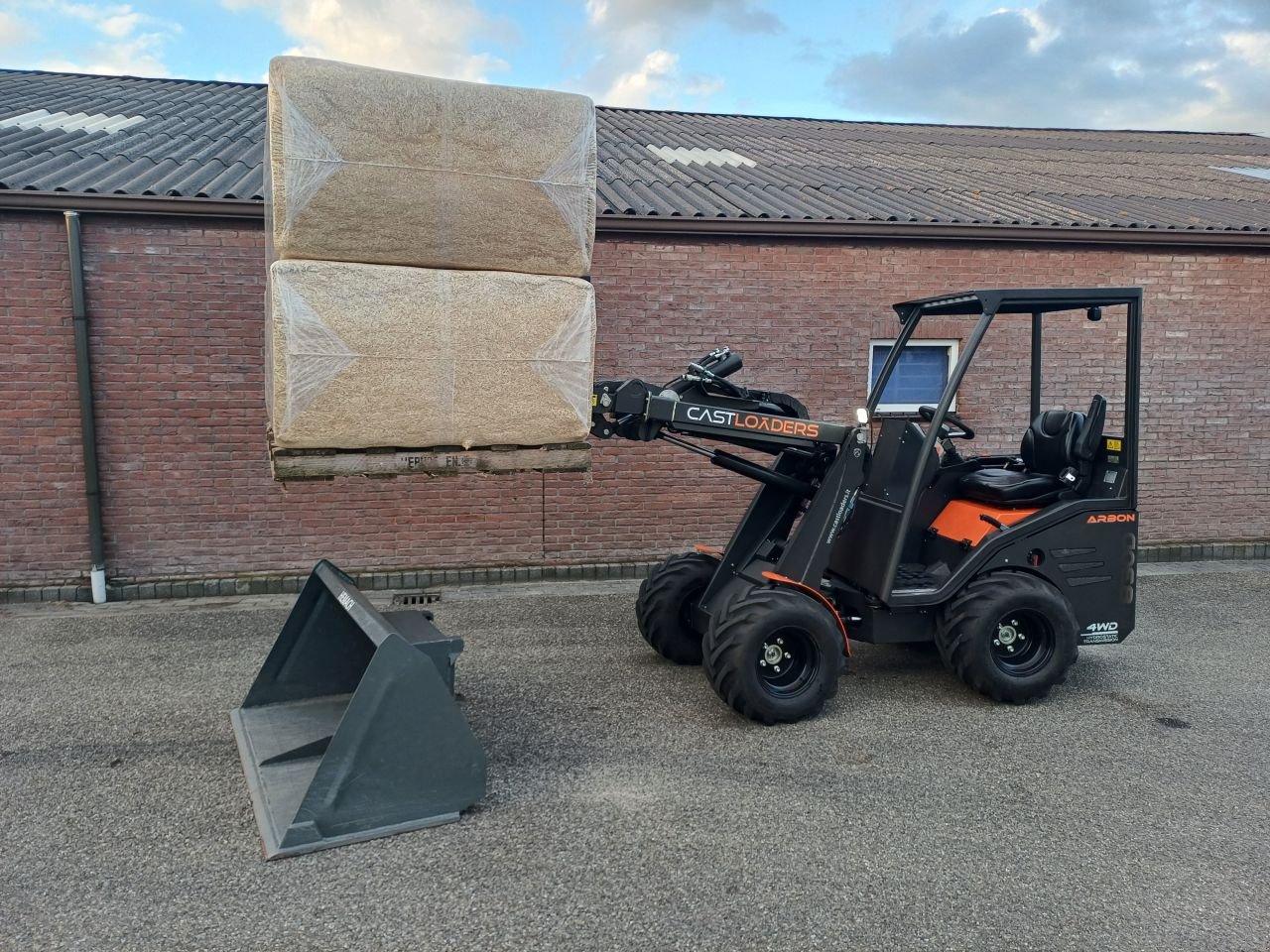 Kompaktlader typu Sonstige Cast 830D shovel telescoopmast 830D, Gebrauchtmaschine w Stroe (Gld) (Zdjęcie 1)