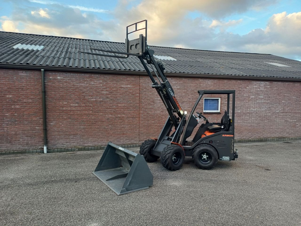 Kompaktlader typu Sonstige Cast 830D shovel telescoopmast 830D, Gebrauchtmaschine w Stroe (Gld) (Zdjęcie 9)