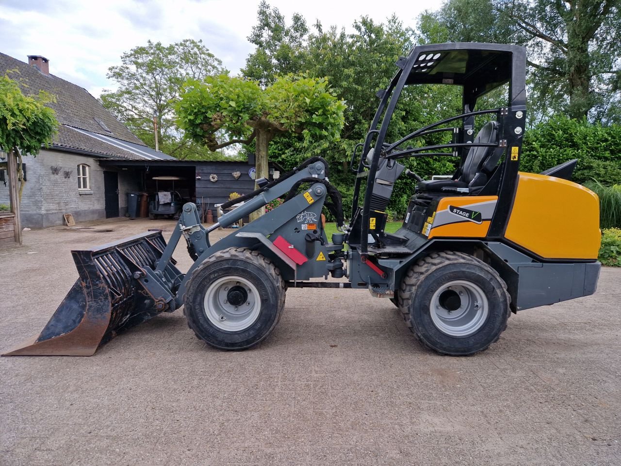 Kompaktlader des Typs Sonstige Giant G2700 HD X-tra, Gebrauchtmaschine in Oirschot (Bild 1)