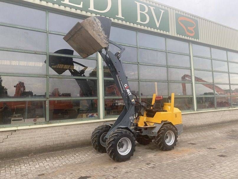 Kompaktlader del tipo Sonstige Giant V 451 T, Gebrauchtmaschine en Roosendaal (Imagen 3)