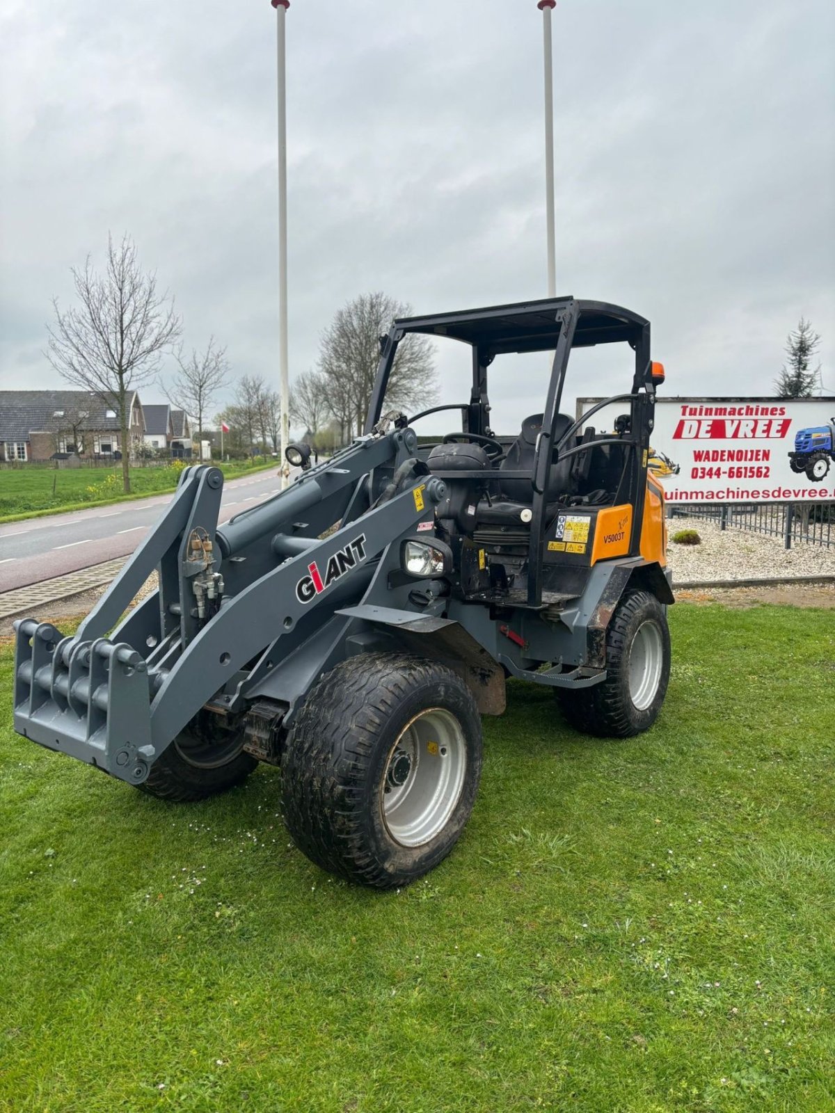 Kompaktlader del tipo Sonstige Giant V5003t extra, Gebrauchtmaschine In Wadenoijen (Immagine 2)