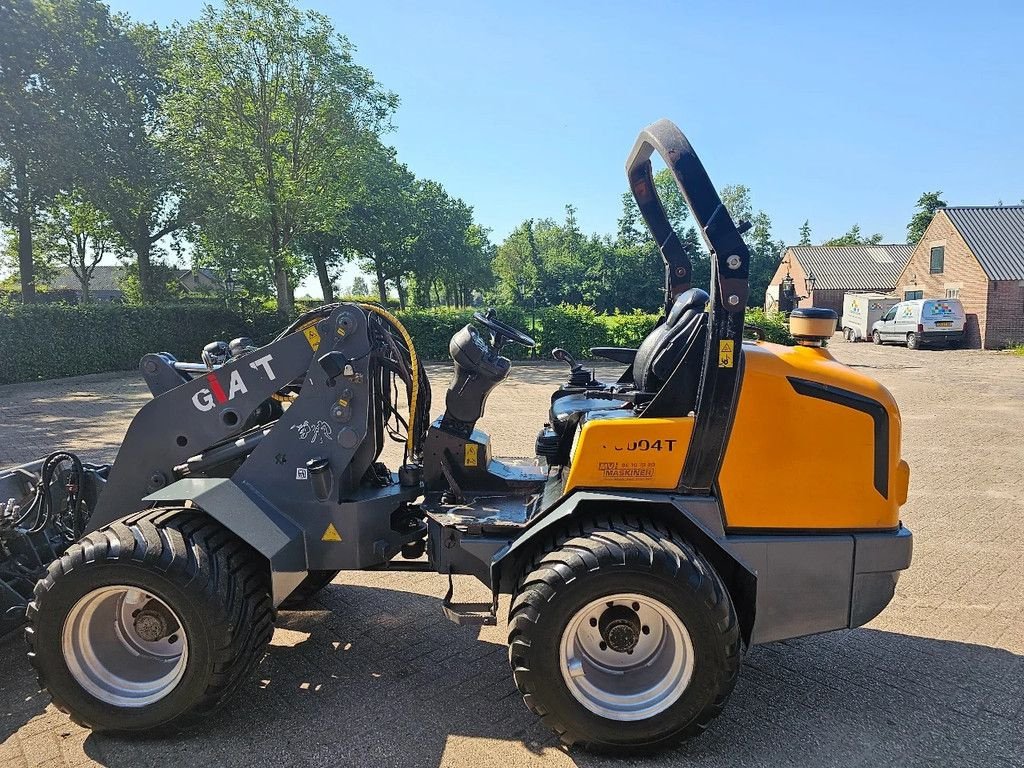 Kompaktlader του τύπου Sonstige Giant V6004t MARGE mini shovel bak + lepels 2011, Gebrauchtmaschine σε Scherpenzeel (Φωτογραφία 4)