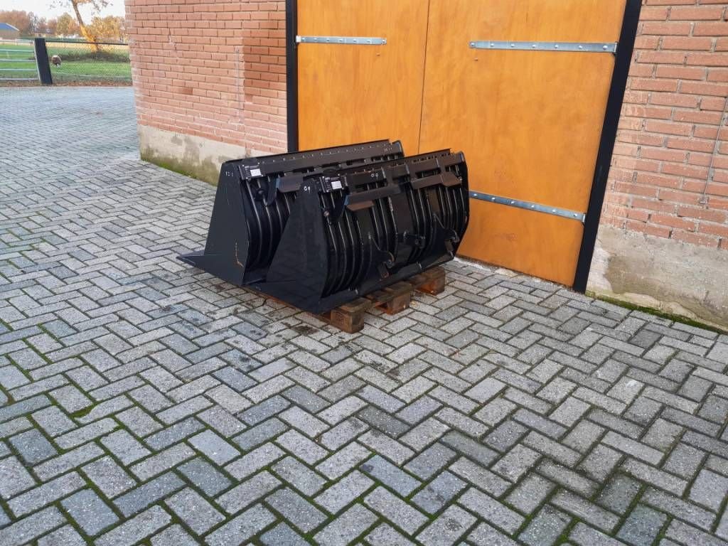 Kompaktlader del tipo Sonstige Sch&auml;ffer puinbakken 110 en 115cm, Gebrauchtmaschine In Ederveen (Immagine 6)