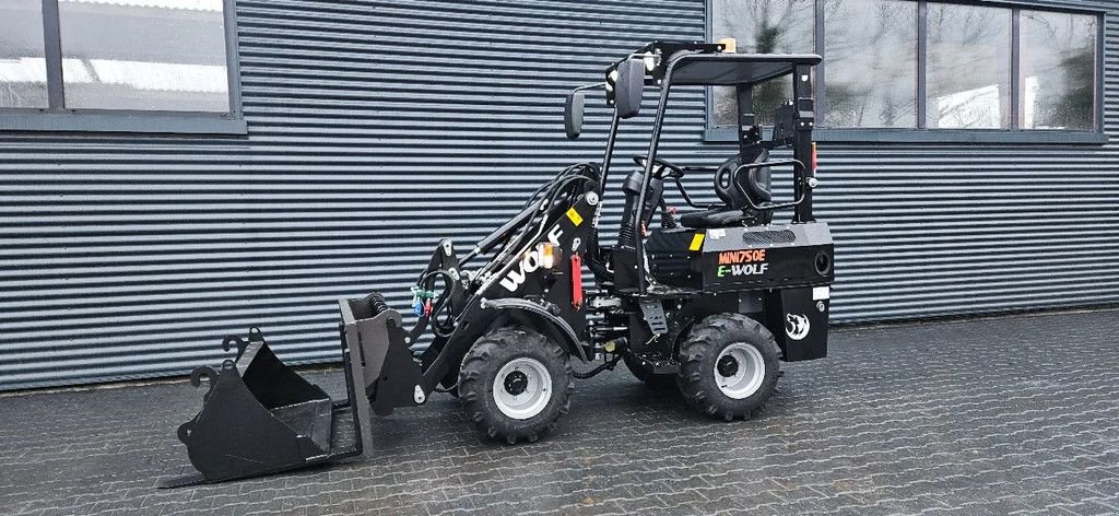 Kompaktlader des Typs Sonstige WOLF 750 ELECTRIC nieuw, Gebrauchtmaschine in Scharsterbrug (Bild 1)