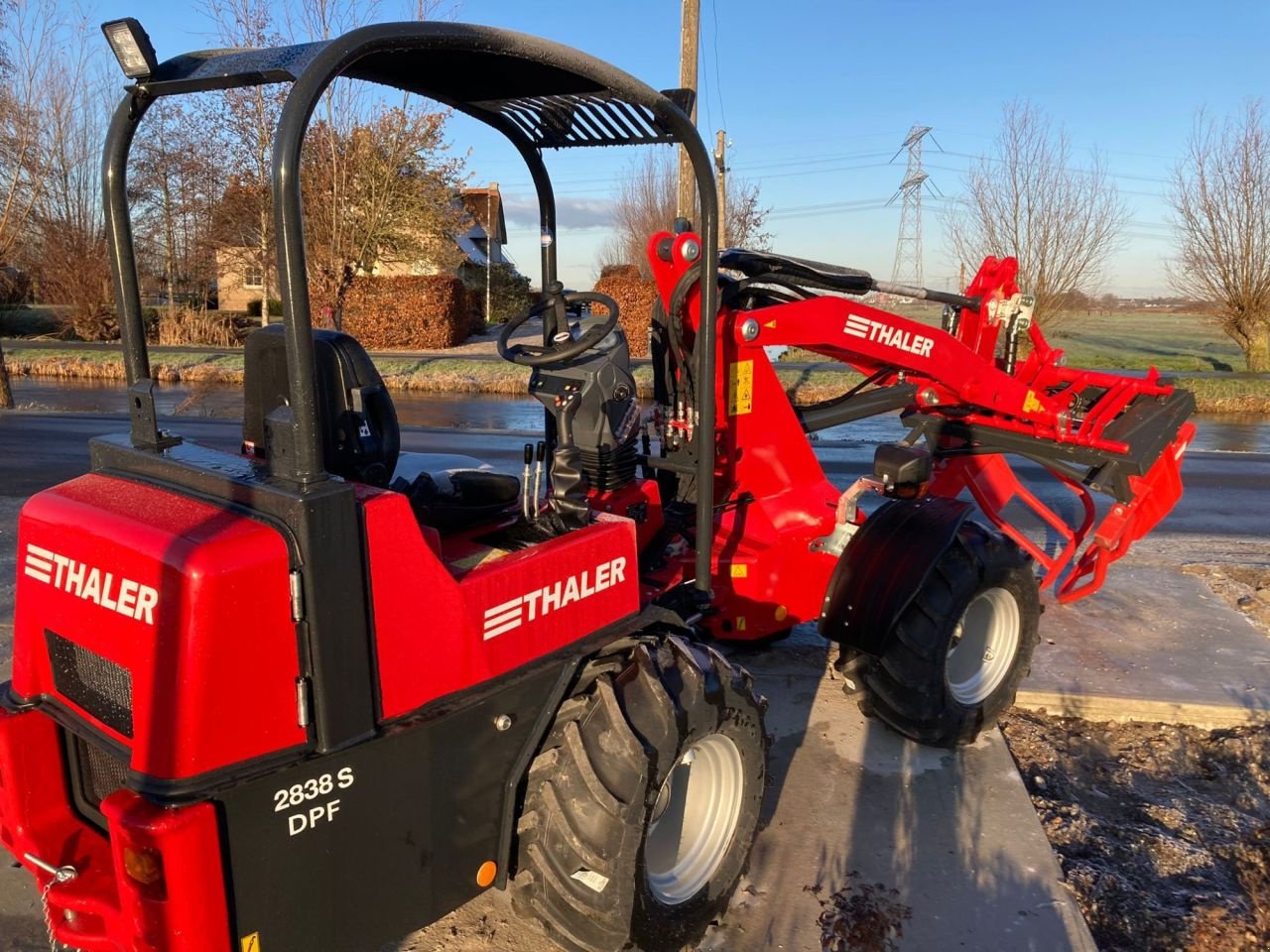 Kompaktlader des Typs Thaler 2838S DPF mini shovel, Gebrauchtmaschine in Stolwijk (Bild 7)