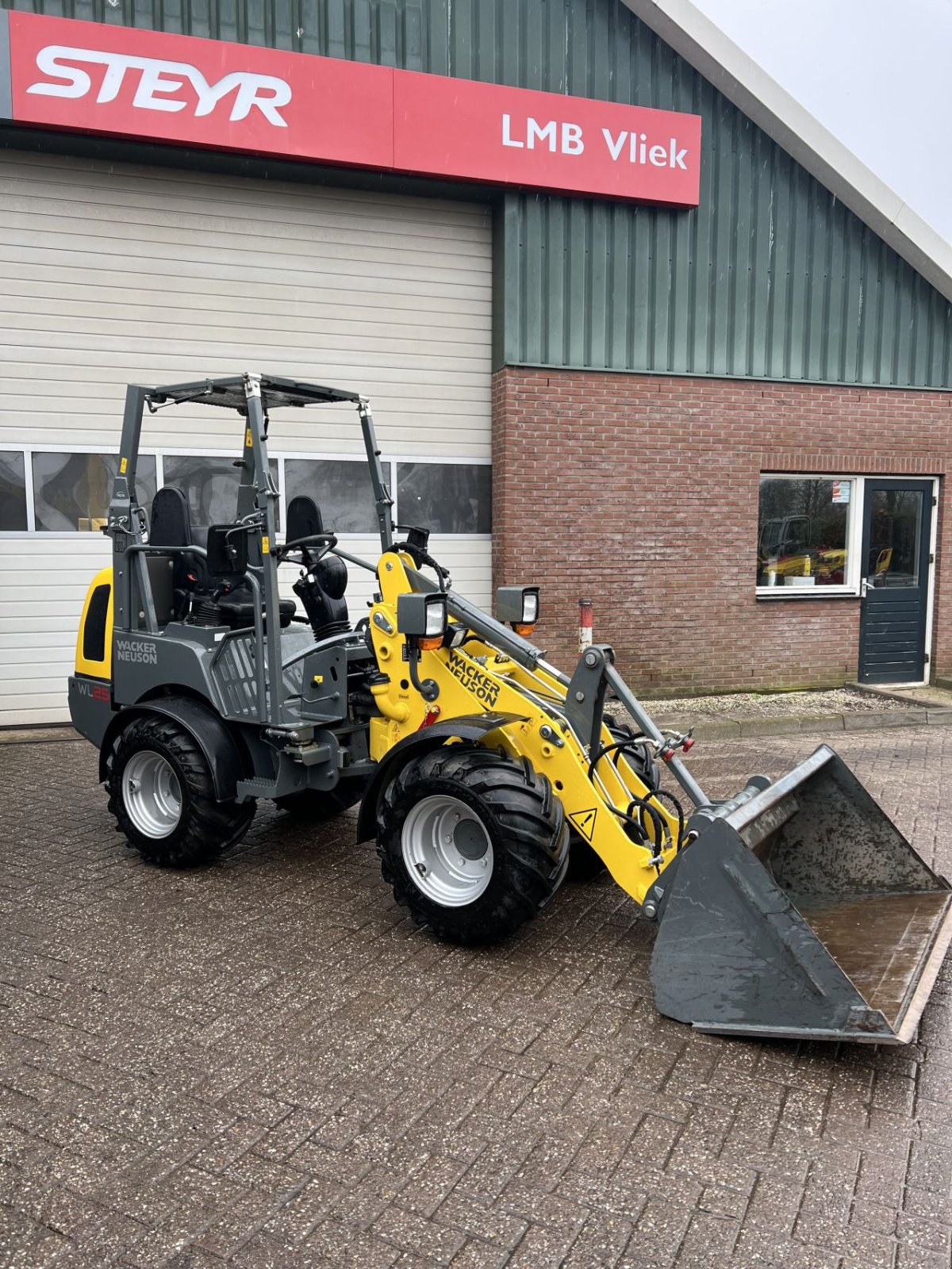 Kompaktlader tipa Wacker Neuson WL25, Gebrauchtmaschine u Putten (Slika 1)