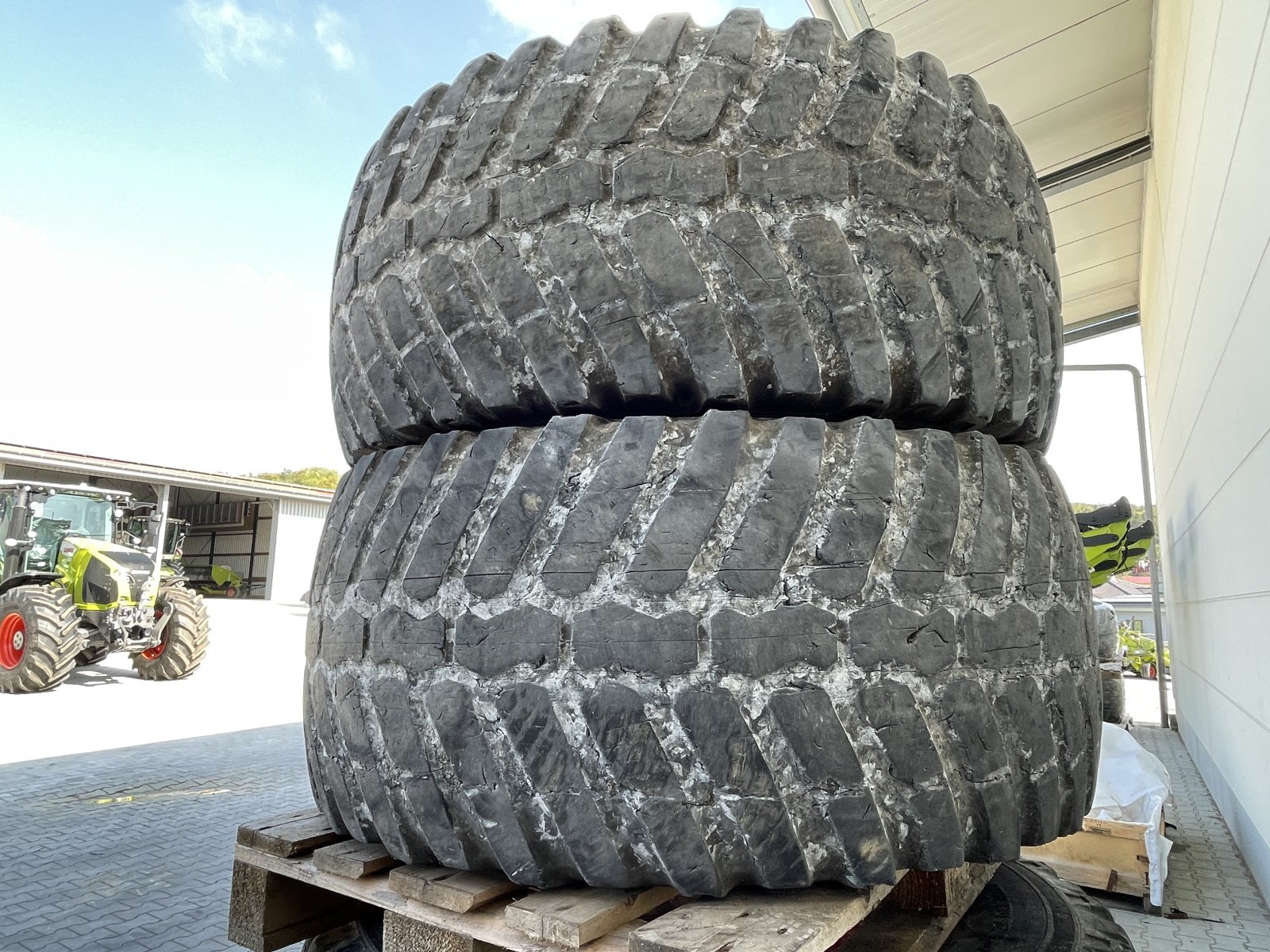 Komplettradsatz des Typs Alliance 4x 500/70R24, Gebrauchtmaschine in Schwend (Bild 9)