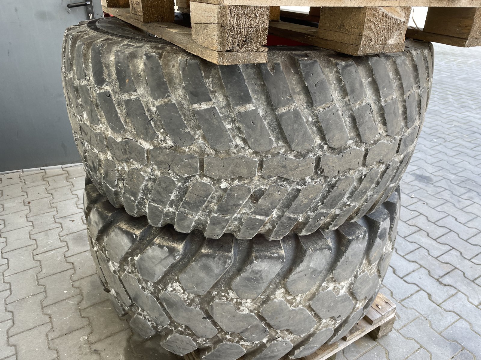 Komplettradsatz van het type Alliance 4x 500/70R24, Gebrauchtmaschine in Schwend (Foto 13)