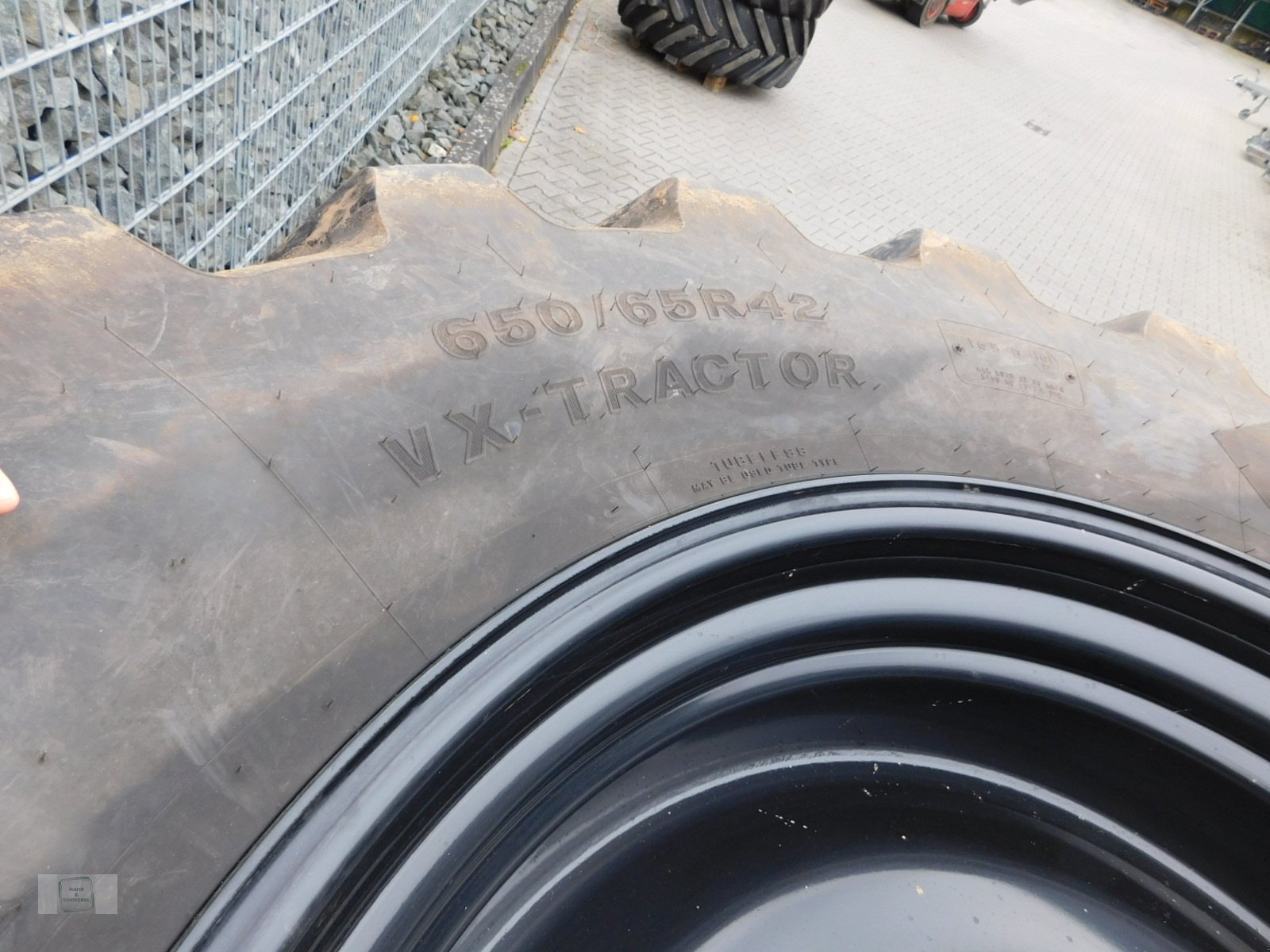 Komplettradsatz of the type Bridgestone 540/65R30 + 650/65R42, Gebrauchtmaschine in Gross-Bieberau (Picture 9)