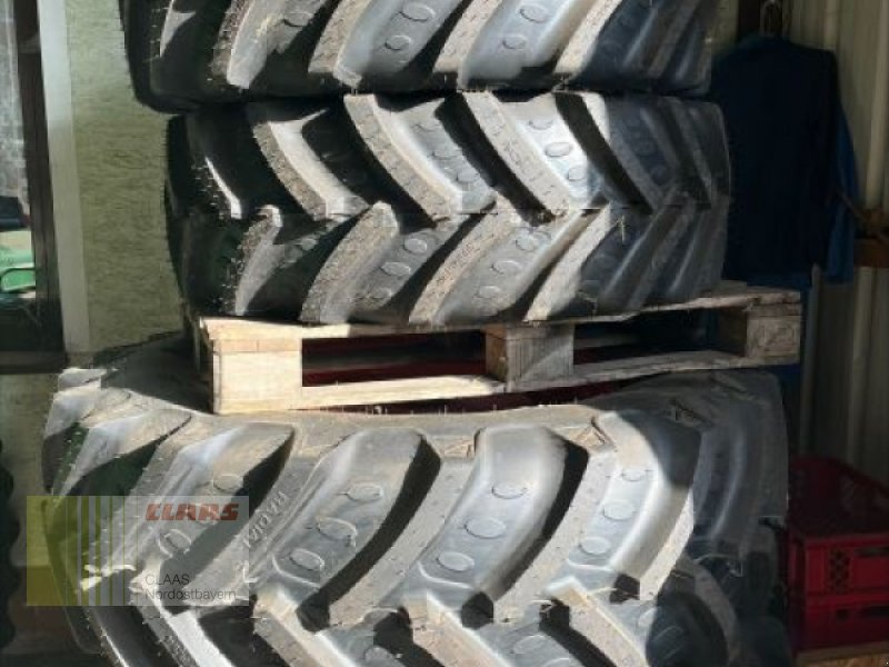 Komplettradsatz типа CLAAS 380/70 R24 + 480/70 R34 BKT, Neumaschine в Plech (Фотография 1)