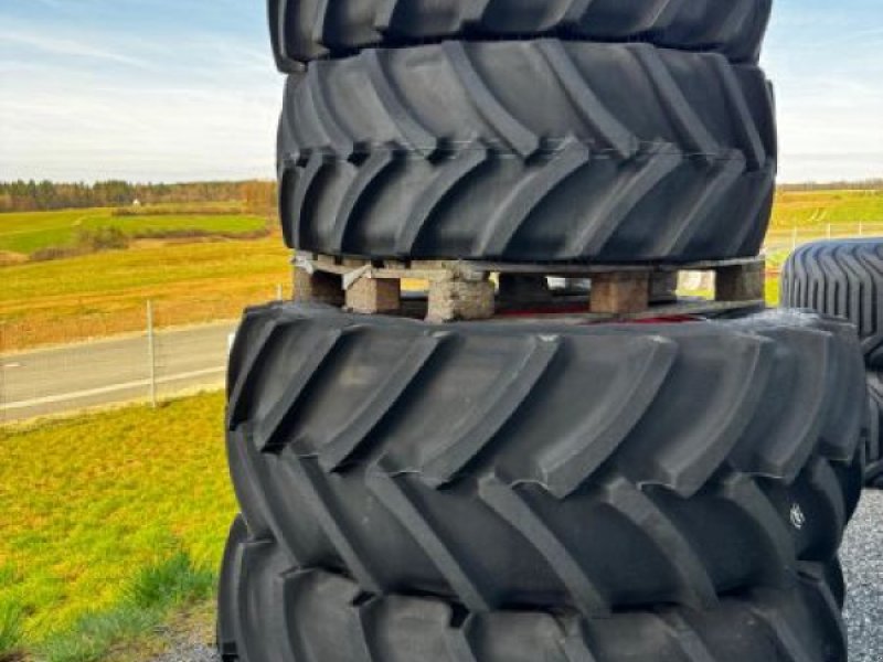 Komplettradsatz of the type CLAAS 480/65R28 600/65R38 ABVERKAUF, Neumaschine in Hollfeld (Picture 1)