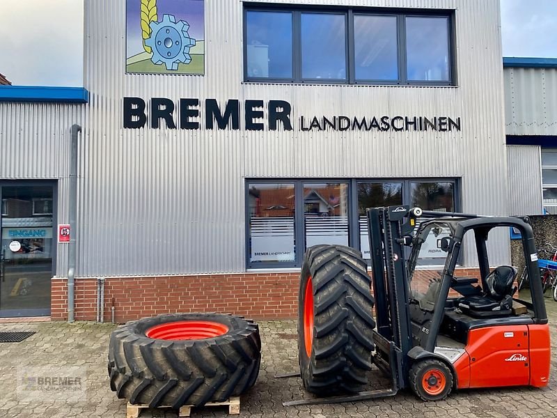 Komplettradsatz of the type CLAAS Axion 920: Trelleborg TM 900 High Power, Gebrauchtmaschine in Asendorf (Picture 2)