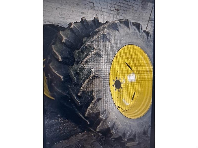 Komplettradsatz του τύπου Continental 380/85R28, Gebrauchtmaschine σε Wargnies Le Grand (Φωτογραφία 1)