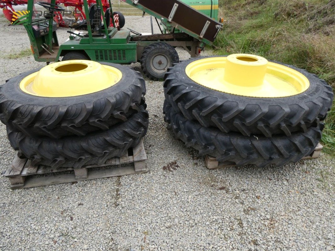 Komplettradsatz tipa Grasdorf 270/95R32 // 270/95R46, Gebrauchtmaschine u Rietberg (Slika 1)