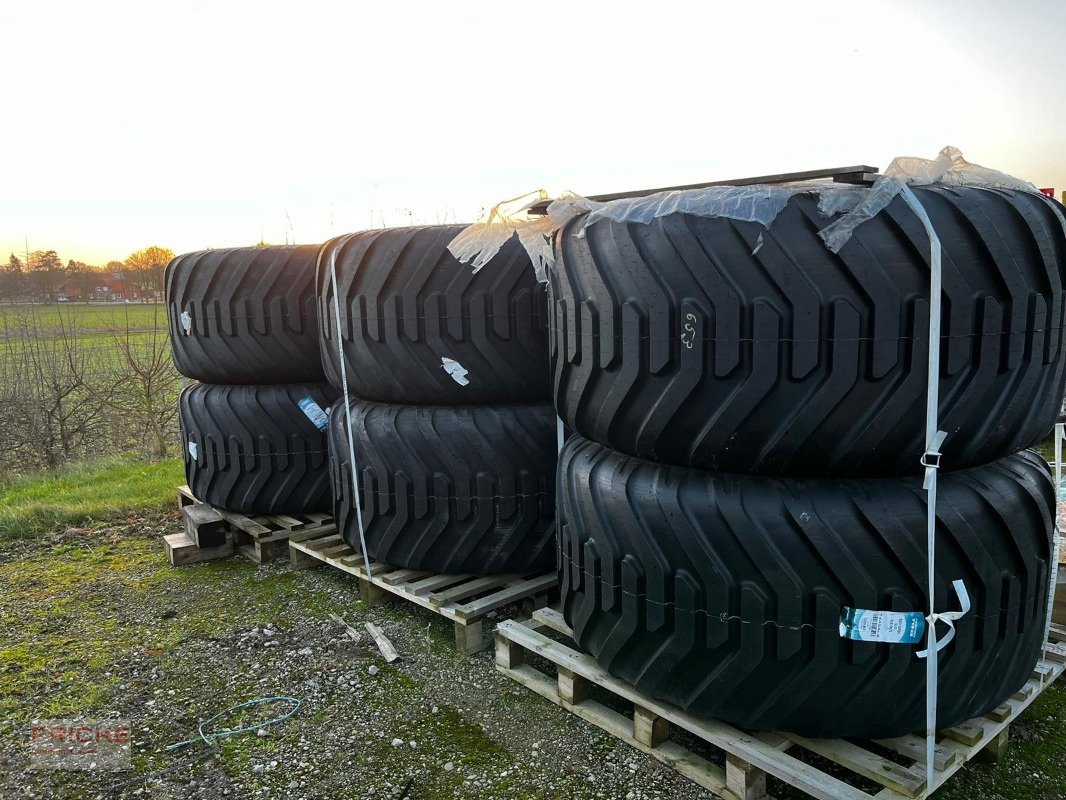 Komplettradsatz des Typs Grasdorf 6 x 800/50 R34 Nokian ELS SB 181 D TL, Neumaschine in Bockel - Gyhum (Bild 1)