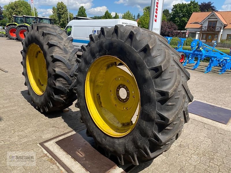 Komplettradsatz del tipo John Deere Hinterräder Verstellfelgen 520/85 R 38, Gebrauchtmaschine en Asendorf (Imagen 2)