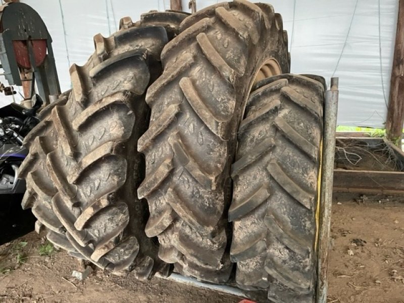 Komplettradsatz del tipo Kleber 340/85R36  320/85R24, Gebrauchtmaschine In Schutterzell (Immagine 1)