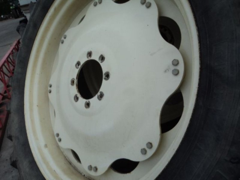 Komplettradsatz του τύπου Michelin 420/80R46, Gebrauchtmaschine σε MOULLE (Φωτογραφία 9)
