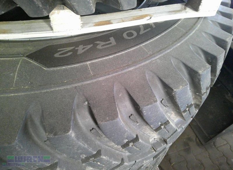 Komplettradsatz des Typs Michelin Road-Bib 710/70 R42 und 600/70 R30 passend Deutz-Fahr 7250/8280 sowie John Deere, Fendt und andere Typen, Gebrauchtmaschine in Buchdorf (Bild 2)