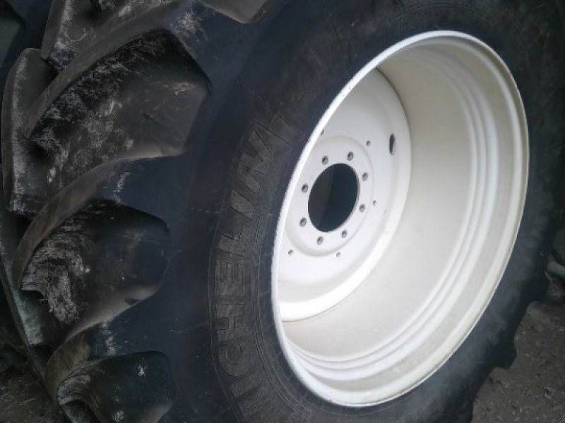 Komplettradsatz Türe ait Michelin ROUE 650/75R38, Gebrauchtmaschine içinde COUCY LES EPPES (resim 1)