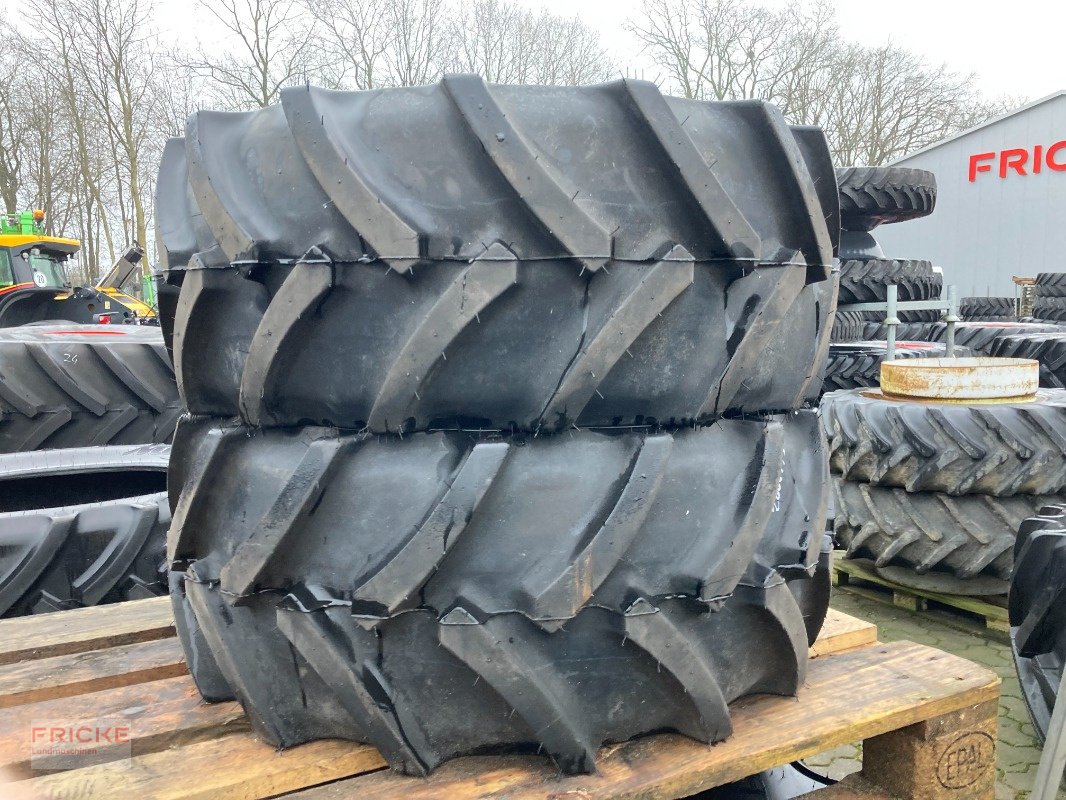 Komplettradsatz des Typs Mitas 2x 320/65R16 Räder, Neumaschine in Bockel - Gyhum (Bild 1)