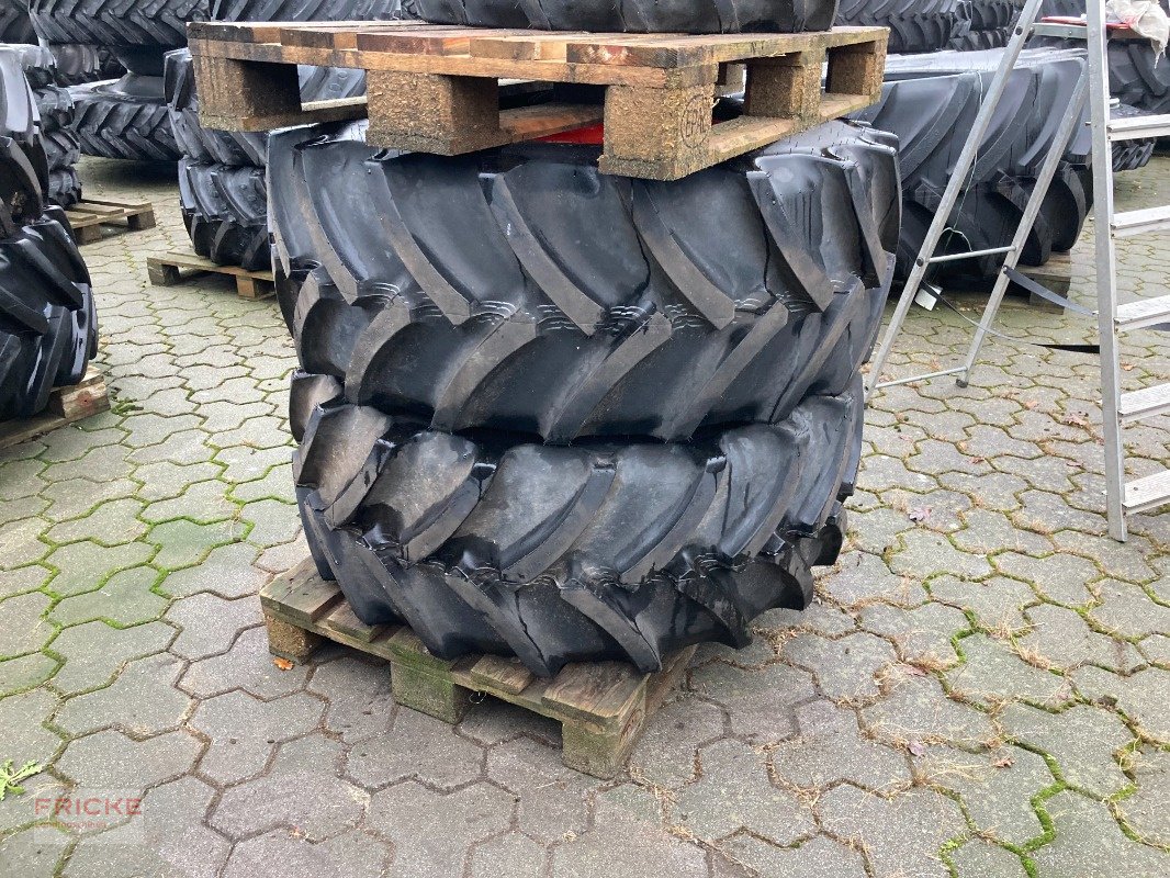 Komplettradsatz des Typs Mitas 2x 440/65 R24 Räder, Gebrauchtmaschine in Bockel - Gyhum (Bild 1)