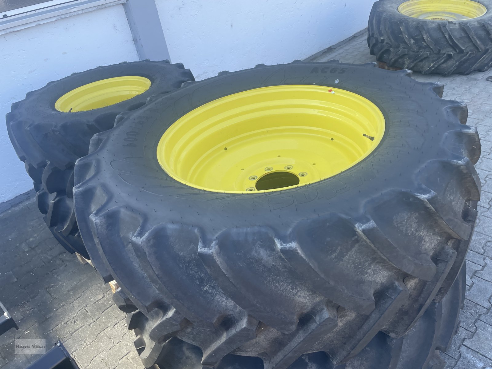 Komplettradsatz del tipo Mitas 540/65R24 u. 600/65R38, Neumaschine en Eggenfelden (Imagen 1)