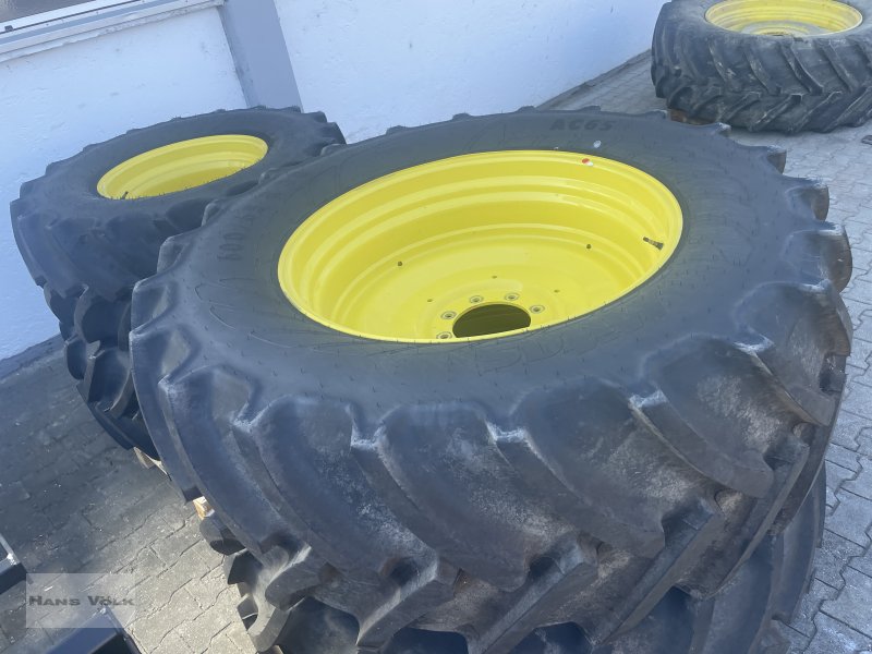 Komplettradsatz a típus Mitas 540/65R24 u. 600/65R38, Neumaschine ekkor: Eggenfelden