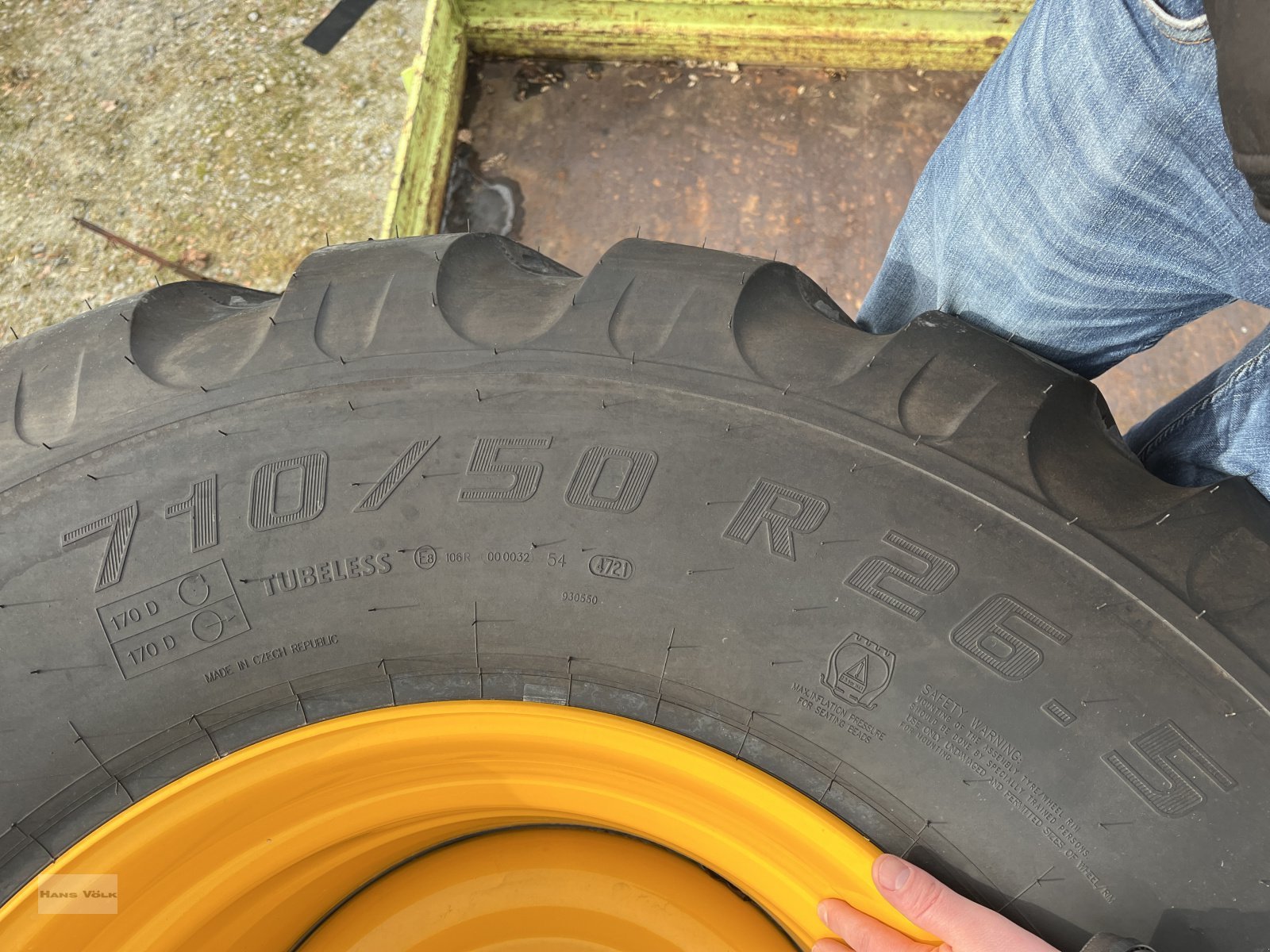 Komplettradsatz del tipo Mitas 710/50R26,5, Neumaschine en Tettenweis / Karpfham (Imagen 7)