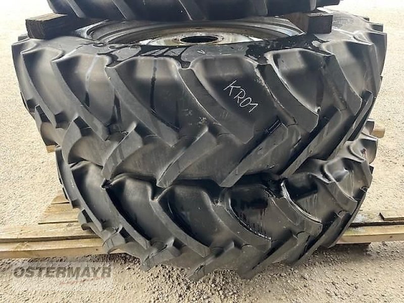 Komplettradsatz tipa Mitas Pflegeräder CASE IH/STEYR/New Holland, Vorführmaschine u Rohr (Slika 1)