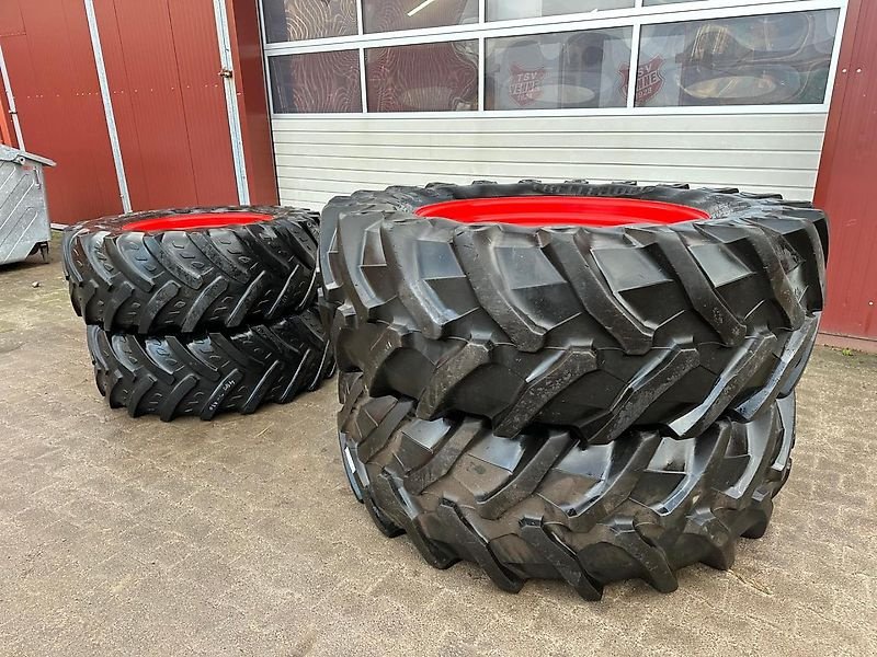 Komplettradsatz a típus Sonstige Kompletträder Fendt 480/70R30+580/70R42, Gebrauchtmaschine ekkor: Ostercappeln (Kép 1)