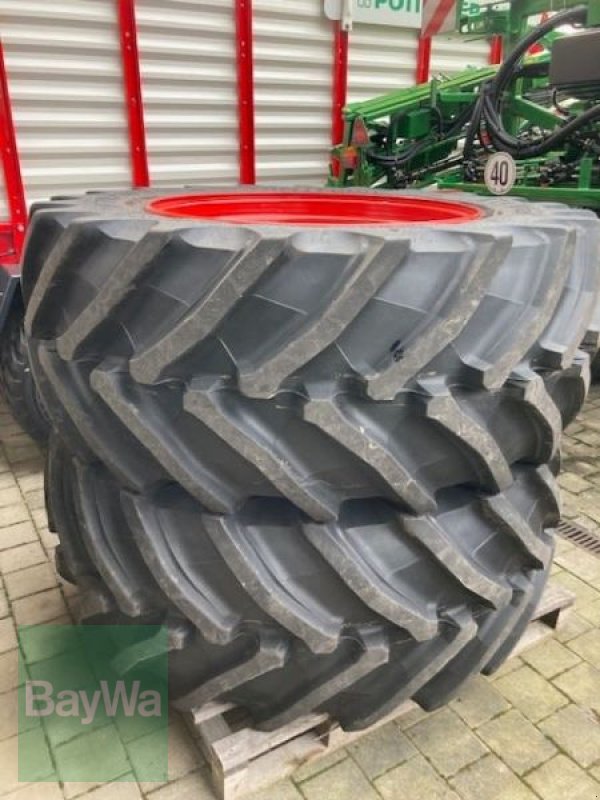 Komplettradsatz des Typs Trelleborg 600/60 R30 + 710/60 R42, Gebrauchtmaschine in Vilsbiburg (Bild 3)