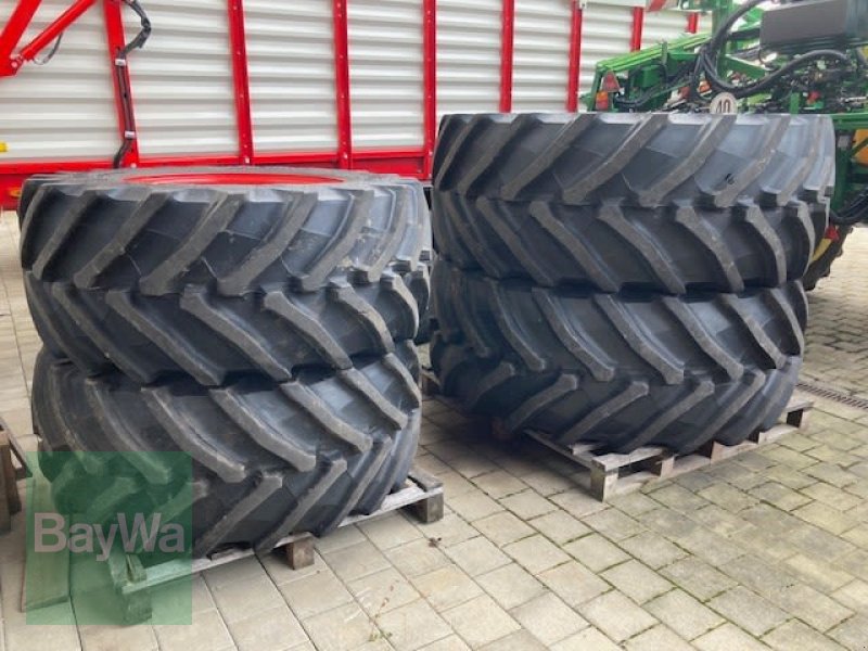 Komplettradsatz des Typs Trelleborg 600/60 R30 + 710/60 R42, Gebrauchtmaschine in Vilsbiburg (Bild 1)