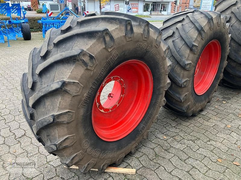 Komplettradsatz tip Trelleborg 600/65R28 TM800, Gebrauchtmaschine in Asendorf (Poză 8)