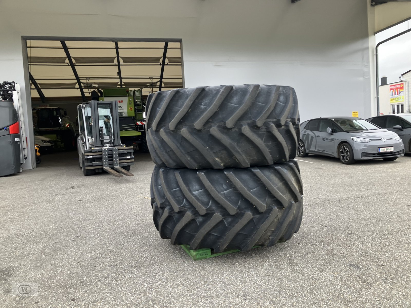 Komplettradsatz van het type Trelleborg 900/60 R32, Gebrauchtmaschine in Zell an der Pram (Foto 8)