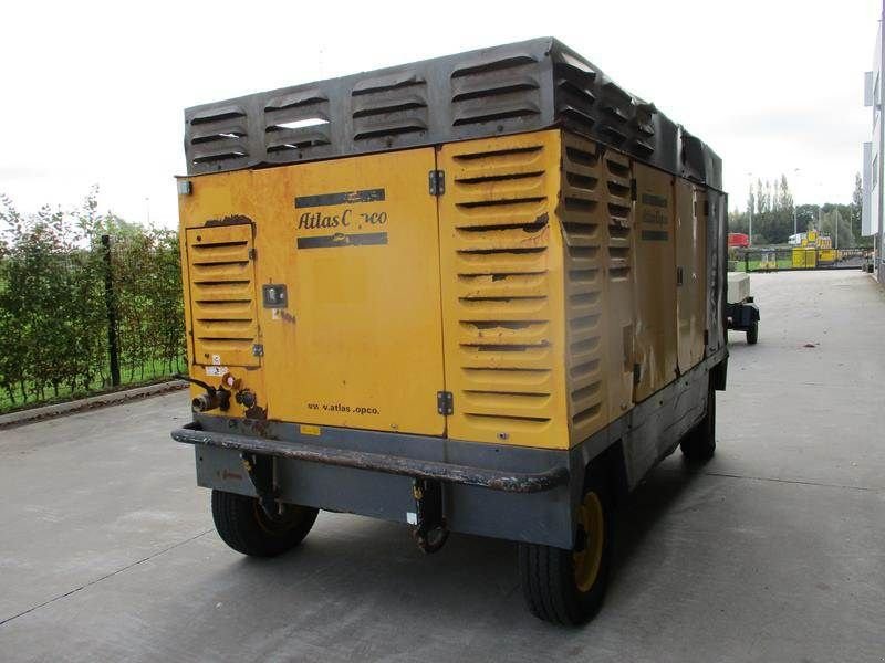 Kompressor tip Atlas Copco XAHS 336 CD, Gebrauchtmaschine in Waregem (Poză 9)