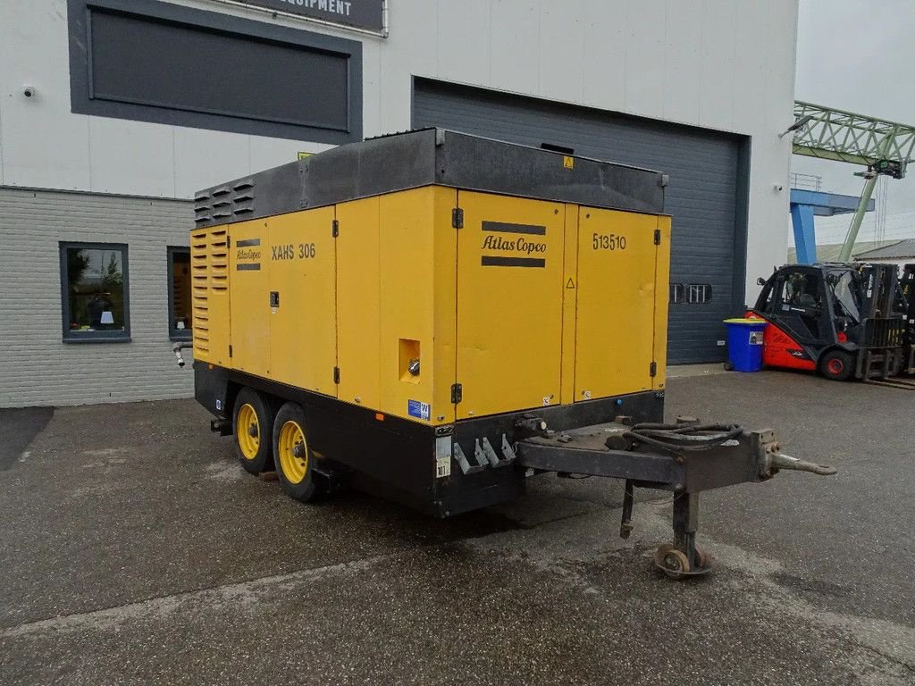 Kompressor tipa Atlas Copco XAHS306 XAHS 306 MD, Gebrauchtmaschine u Zutphen (Slika 1)